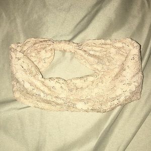 Lacey beige headband